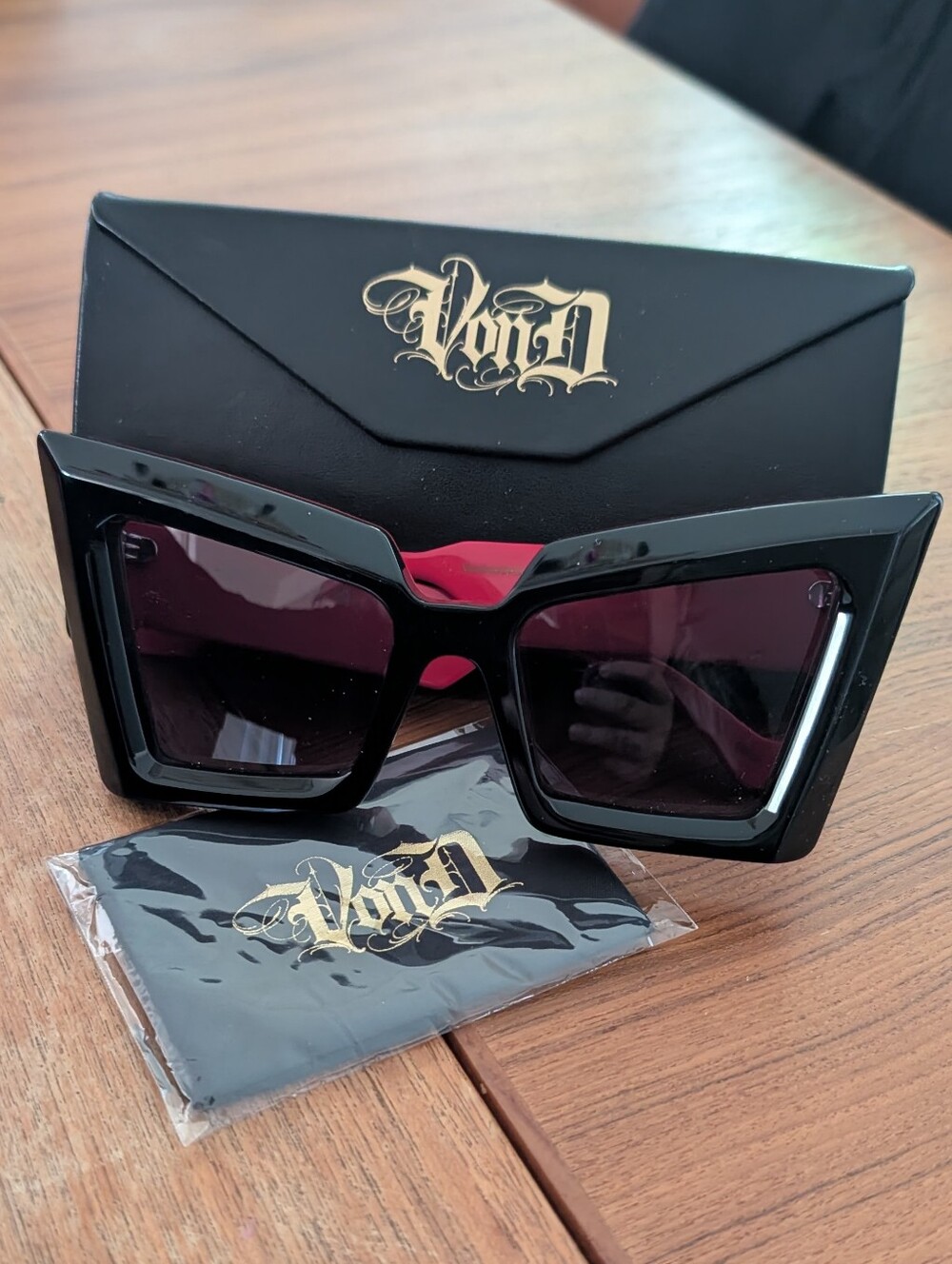 Von D Shoes | The Original Darkwave Sunglasses in Black | Limited Edition | NIB - Picture 4 of 9